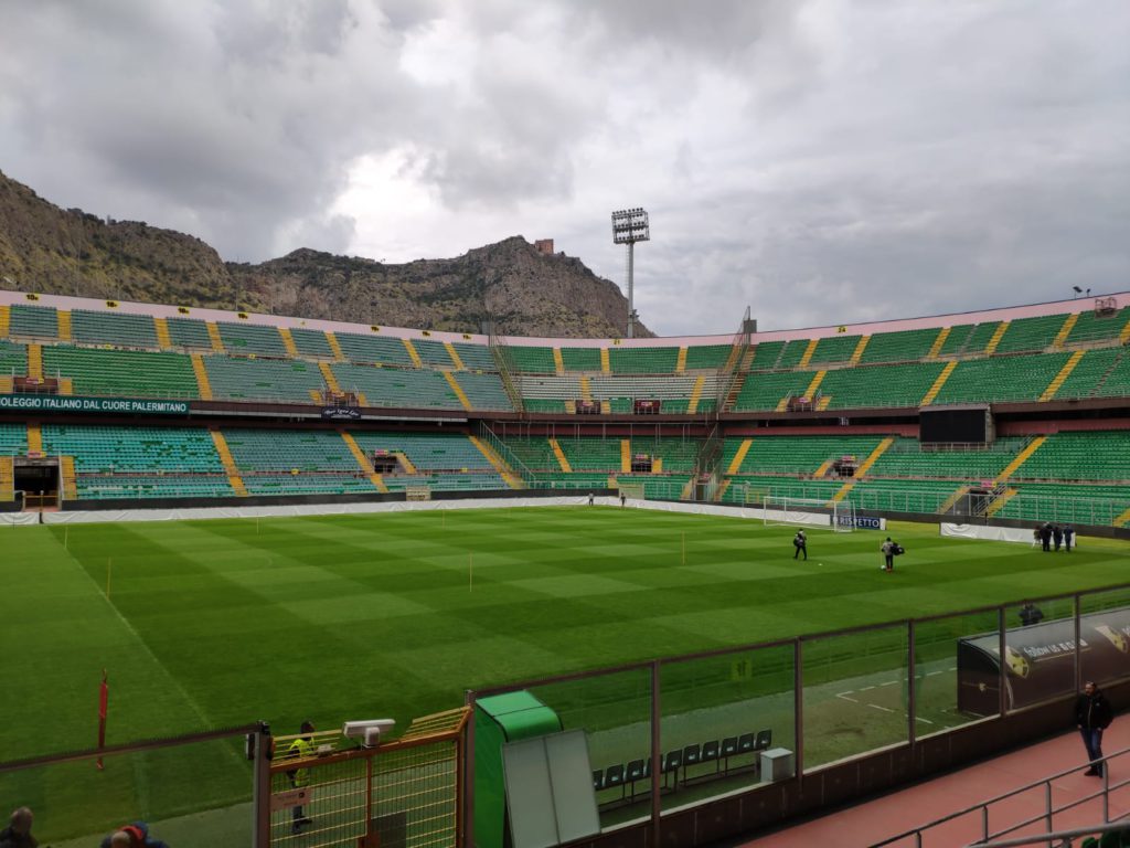 palermo ore drammatiche il futuro rosanero è appeso a un filo