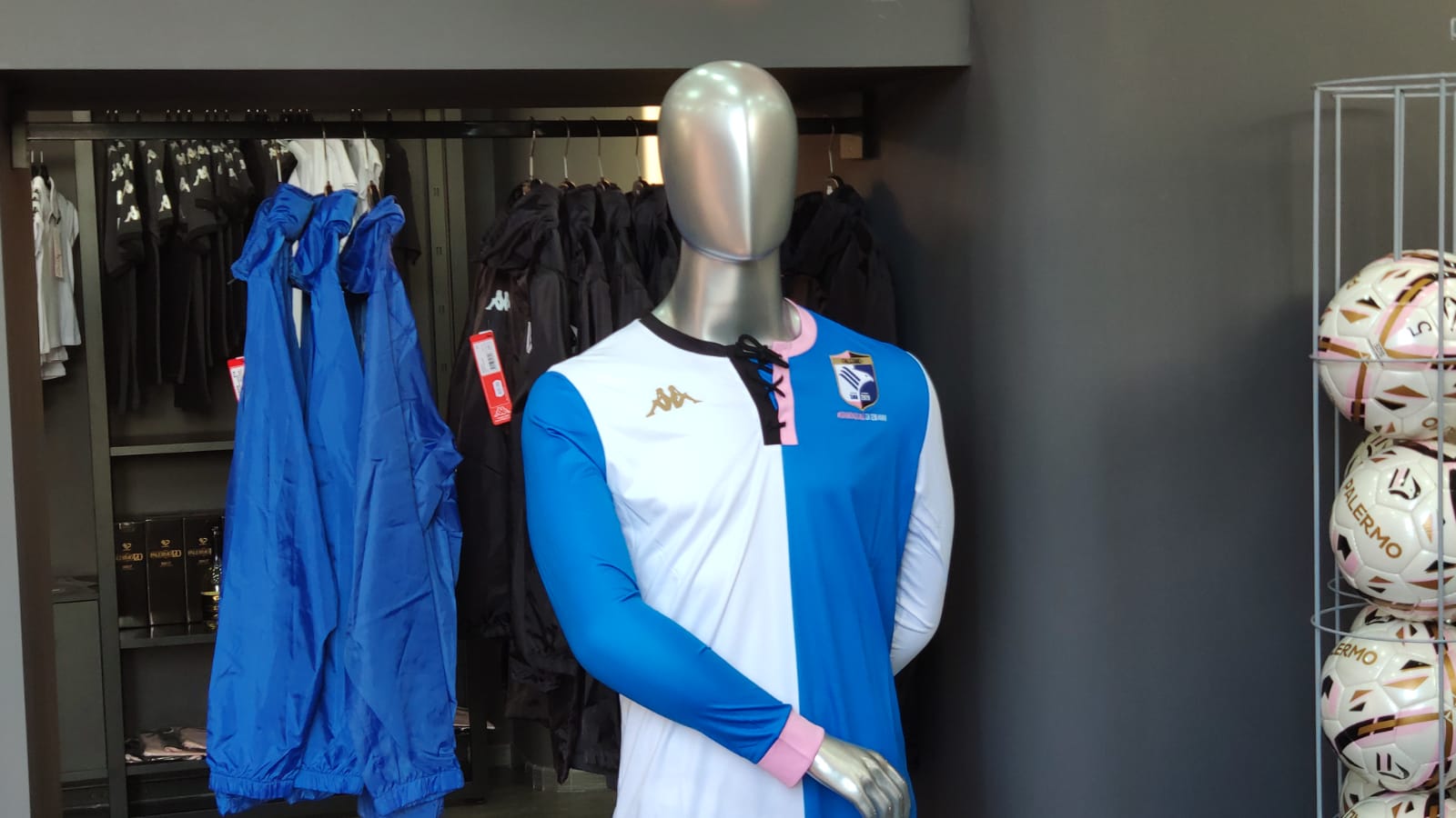Palermo maglia celebrativa