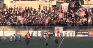 Trenta deferimenti a causa degli scontri sulla A2. La Questura di Salerno, attraverso un comunicato...