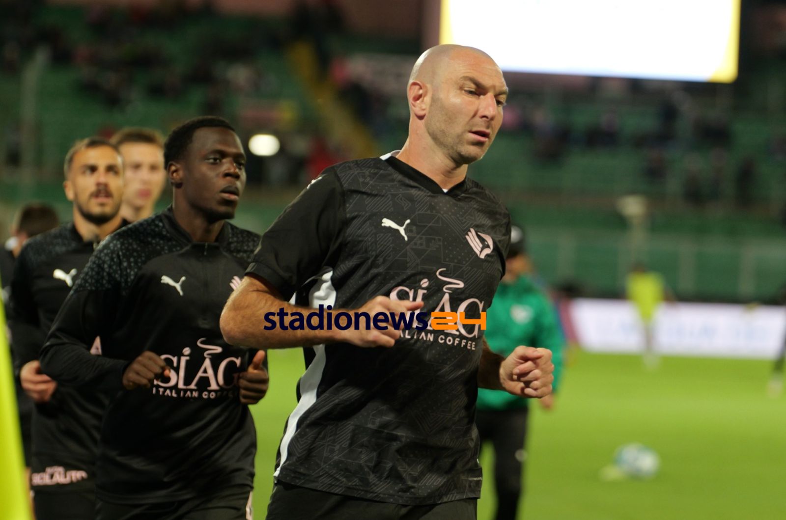 Lucioni Gomes riscaldamento Palermo