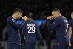 Kylian Mbappé riceverà un indennizzo di circa 61 milioni di euro da parte del Paris Saint Germain: è...