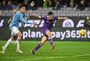Jack Bonaventura in campo con la maglia della Fiorentina - foto ANSA - StadioNews.it