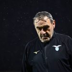 Maurizio Sarri pensieroso durante la partita della Lazio - foto LaPresse - StadioNews.it