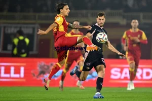 ORE 21.28 - Fine della partita. 49' s.t. - Peda si libera in area di rigore e tenta il tiro col...