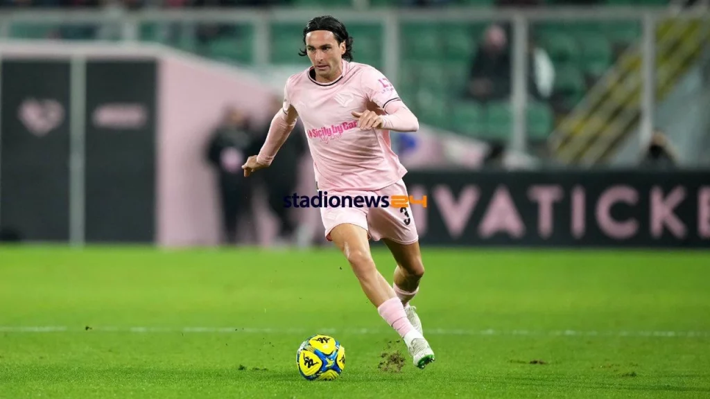 Tommaso Augello, difensore del Palermo, è stato intervistato in esclusiva per Rgs e ha fatto il...